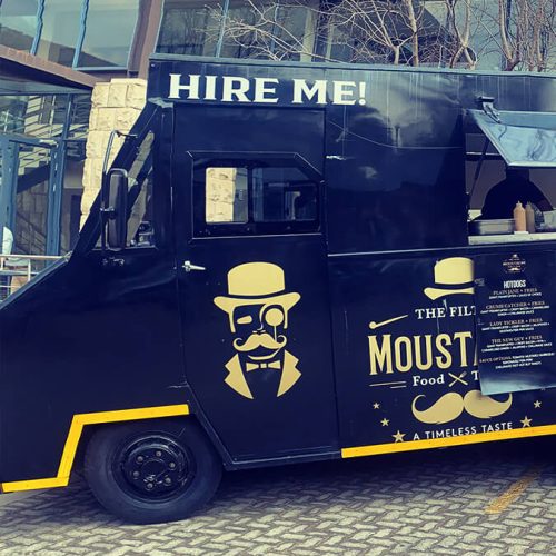 Top Reasons to Choose Food Truck Catering for Corporate Events